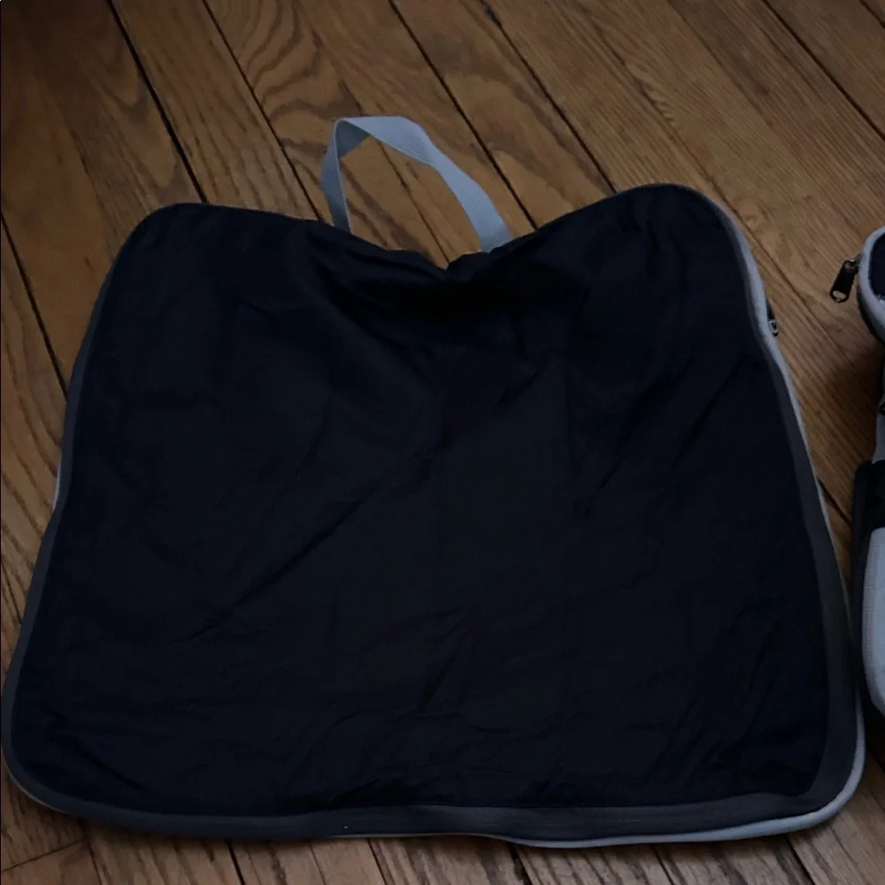 GONEX Black and Gray Travel Bag Set - Picture 9 of 9